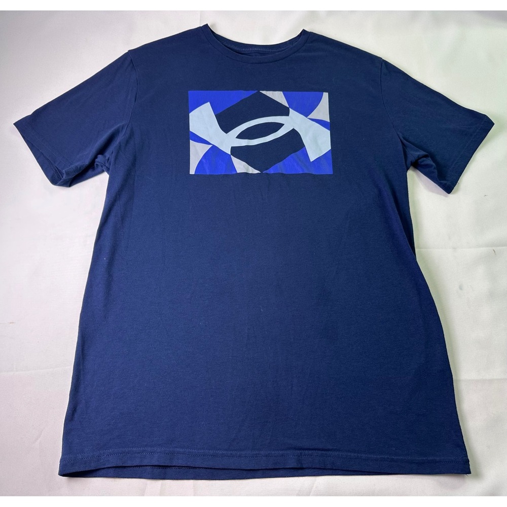 Under Armour Shirt Mens Sz Medium Navy Blue Graphic Logo Box‎ Charged Cotton Tee